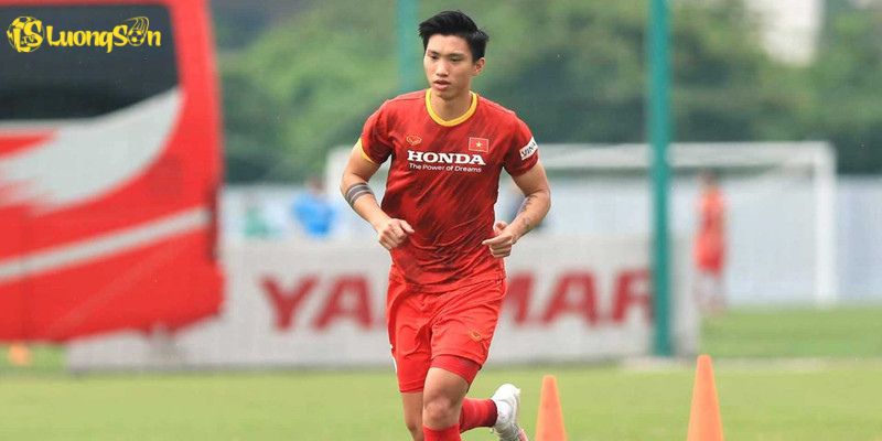 Văn Hậu hiện tại sau phẫu thuật